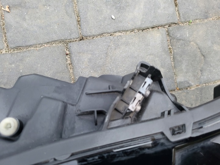 FORD MONDEO GAUCHE PHARE ORDINAIRE LENTILLE ORIGINAL EUROPE