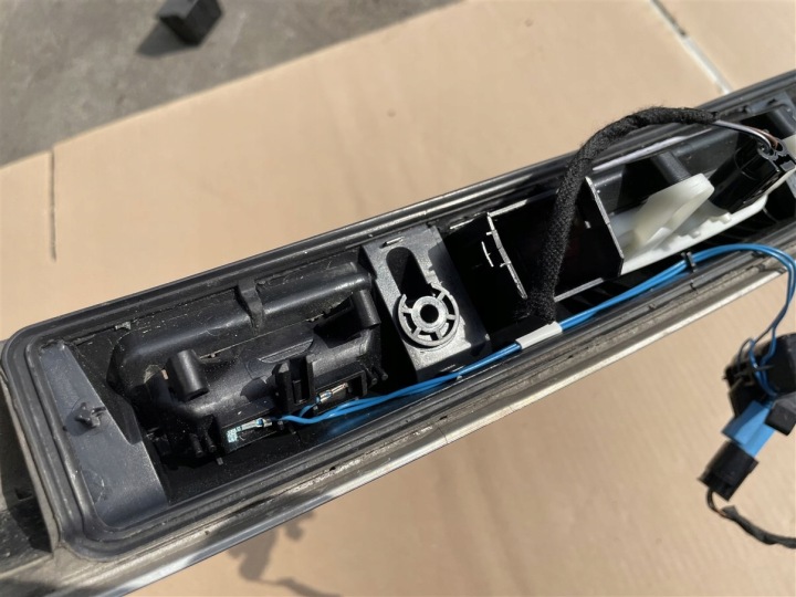 MOULURE ÉCLAIRAGES NUMÉROS NUMÉROS CHROME POIGNÉE MERCEDES W246 DANS 246 LIFT