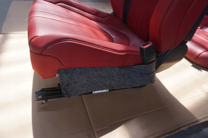 LEXUS ES300H SIÈGES BANQUETTE ARRIÈRE CUIR ROUGES F-SPORT UK 2021ROK