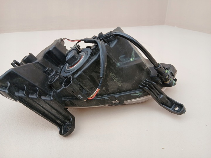 HYUNDAI TUCSON III 3 LIFT 2018- PHARES ANTIBROUILLARD LED DROIT AVANT AVANT 92202-D7600