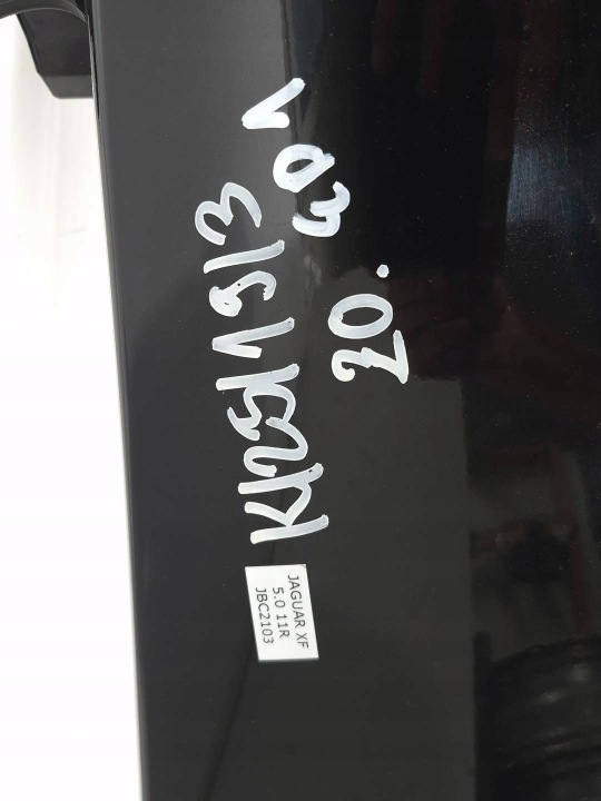 PARE-CHOCS AVANT AVANT JAGAUR XF X250 JBC2103