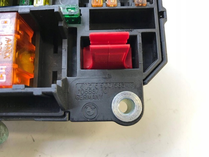 BMW 7 E65 E66 2006 CHÂSSIS MODULE FUSIBLES