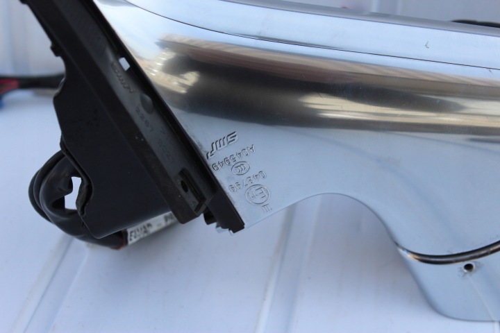 RÉTROVISEUR GAUCHE TESLA MODÈLE Y 13+ANTENA 1110782-98-H
