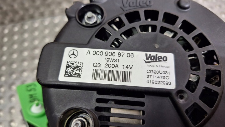 ALTERNATEUR 200A A0009068706 MERCEDES W166 W205 W213 W238 W292 43 AMG 3.0B