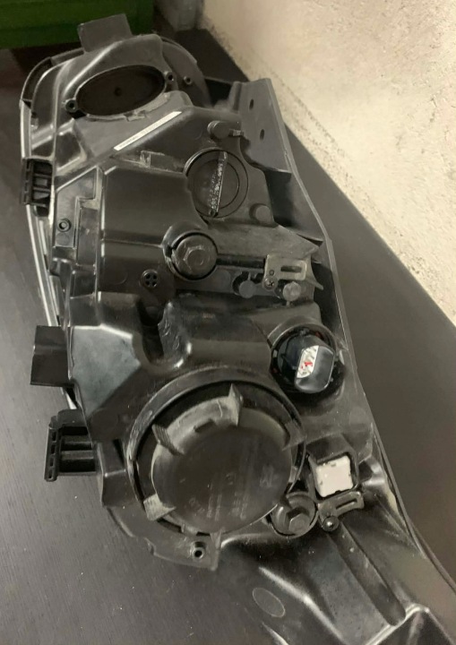 KIA X CEED X-CEED 2019-2022 PHARE AVANT COMPLET LED 92102J7300 GAUCHE OEM DEMO