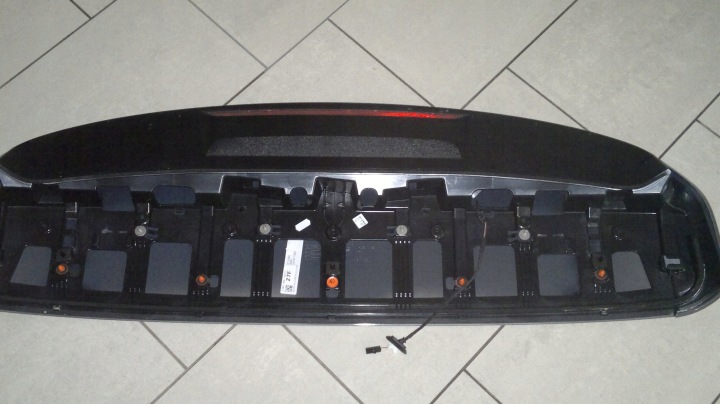 AUDI Q4 E-TRON SLINE NEUF ORIGINAL SPOILER SPOILER COUVERCLES DE COFFRE ARRIÈRE 89A827933 LZ7F