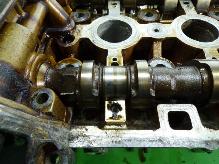 FIAT CROMA 1.8 939A4000(Z18XER) CULASSE MOTEUR