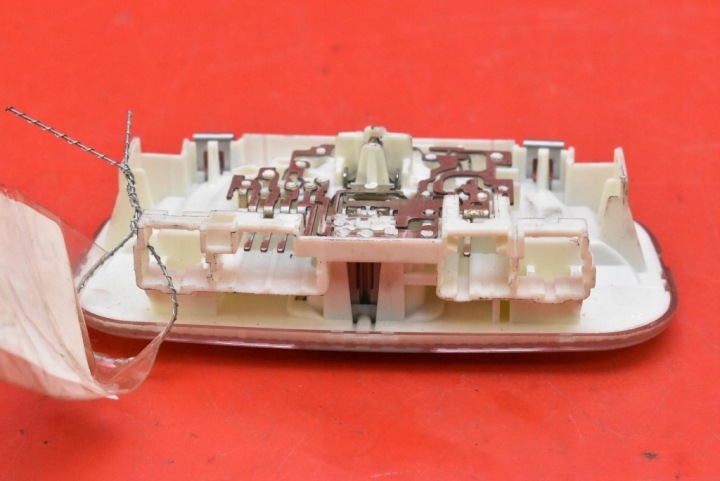 AMPOULE ÉCLAIRAGE INTÉRIEUR AVANT 9680717080 CITROEN C3 2 II LIFT 12-16