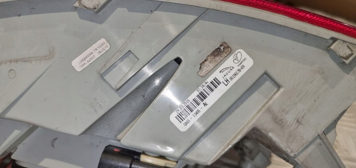 JAGUAR XF X260 BERLINE PHARE GAUCHE ARRIÈRE GARDE-BOUE GAUCHE ARRIÈRE GX63-13405-AE 16R