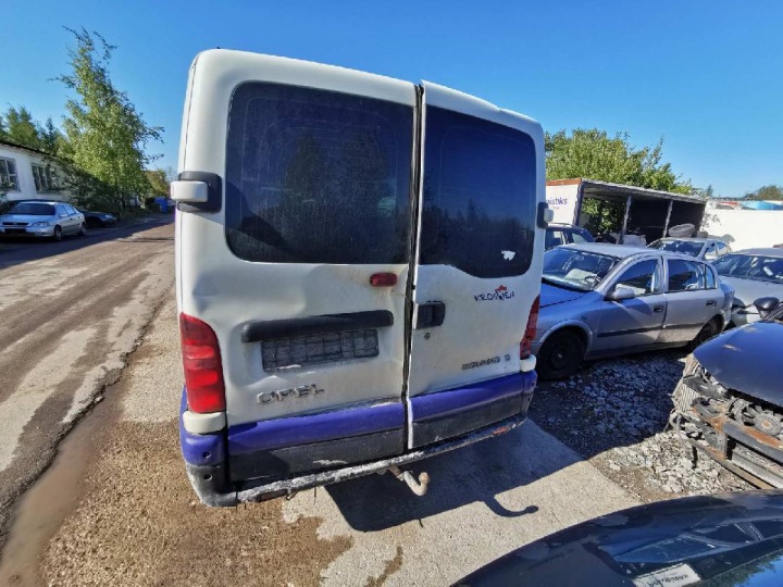 OPEL MOVANO TUYAU AQUATIQUE 2000 2.5L