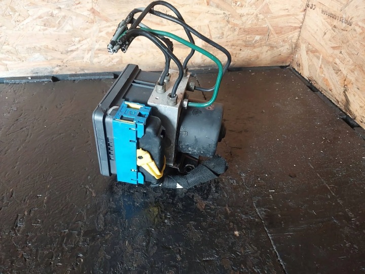 POMPE ABS CITROEN C5 9641847080
