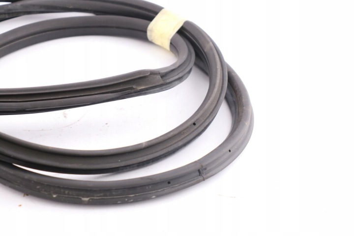 BMW E81 E82 JOINT D'ÉTANCHÉITÉ PORTES DROITE AVANT DROIT AVANT 7054028