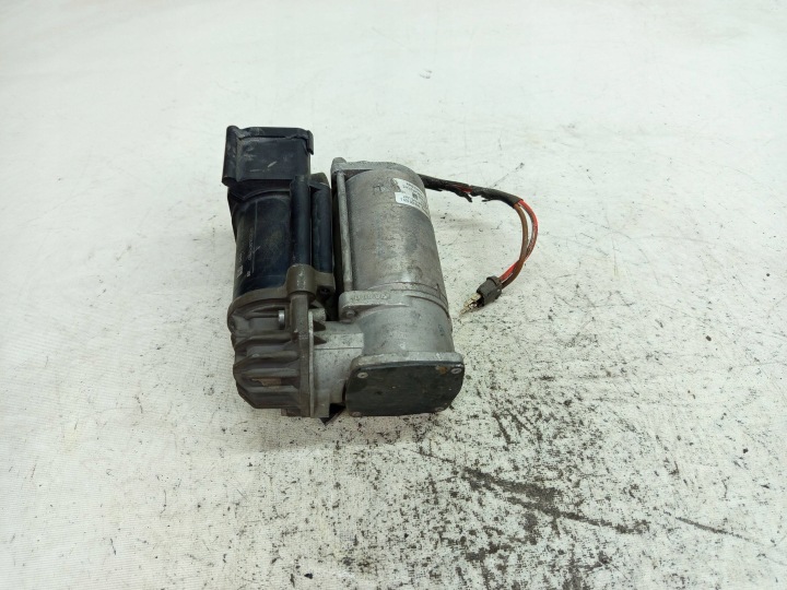 MERCEDES E W213 UNIVERSEL COMPRESSEUR SUSPENSIONS A2133200004