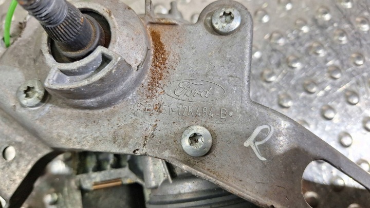 PETIT MOTEUR ESSUIE-GLACES DROIT AVANT BM51-17504-BL FORD FOCUS MK3