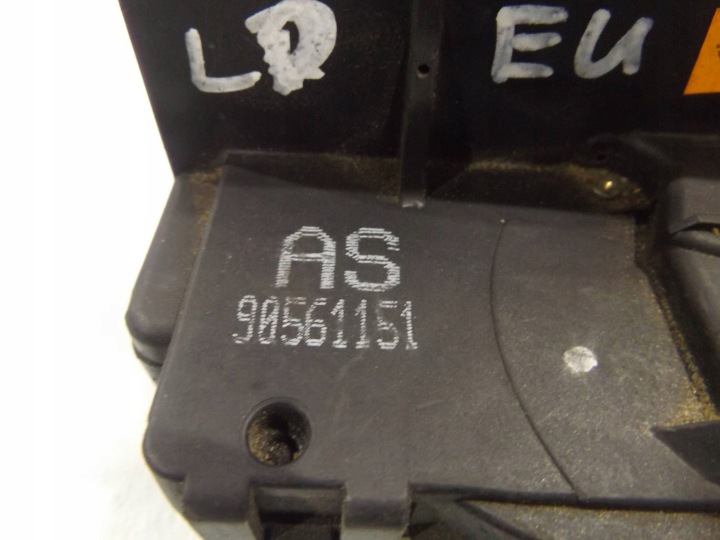 ASTRA II SERRURE GAUCHE AVANT 90561151AS