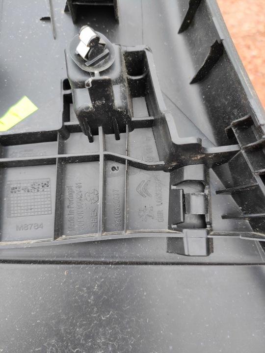 PROTECTION SEUIL MONTANTS DROITE CITROEN BERLINGO DE 2018