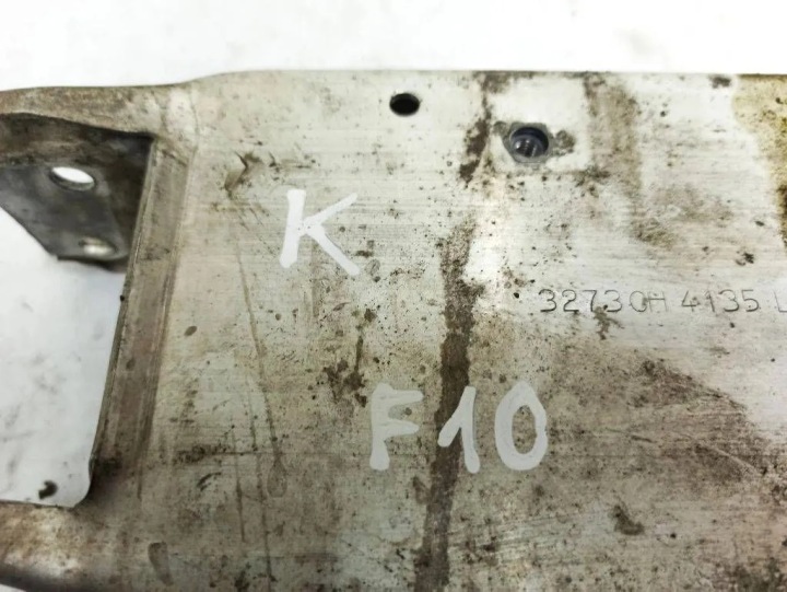 FIXATION RADIATEUR BMW 5 (F10) 3273CH4135 34315305 2.0L 2013
