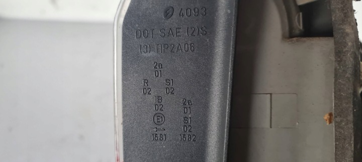 PHARE GAUCHE ARRIÈRE BMW X3 E83 409341 EUROPE