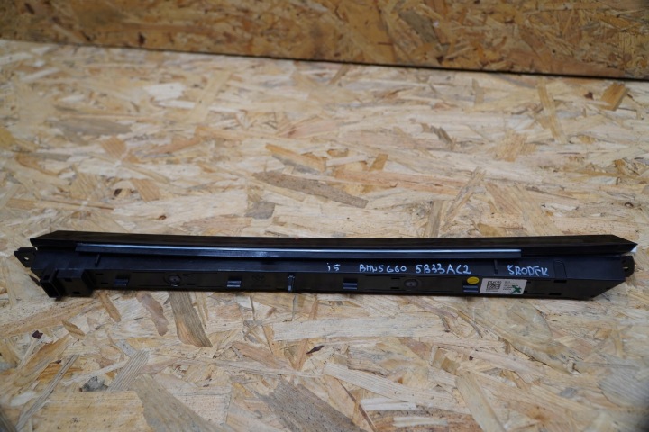 PANNEAU TACTILE COMMUTATEUR CENTRAL VERRE 5B33AC2 BMW 5 G60 I5 24R BONNES CONDITIONS 23-