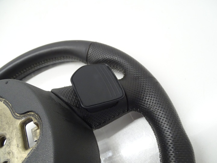 VOLANT MULTI NOIRE CUIR PALETTES F1 AUDI A4 B8 A5 8T 8K0419091CP