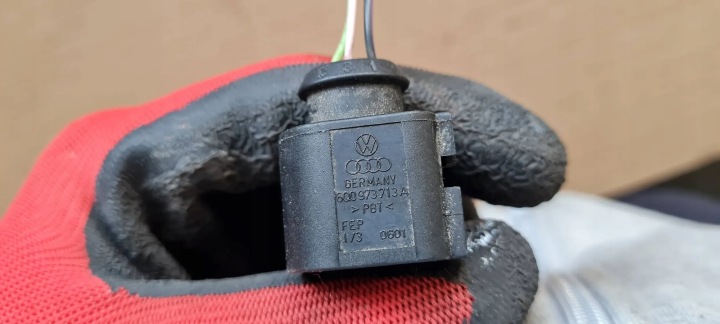 Q5 80A PUCE PUCE RACCORD 6Q0973713A S6 Q5 SQ5 A4 B8 A5 VW AUDI