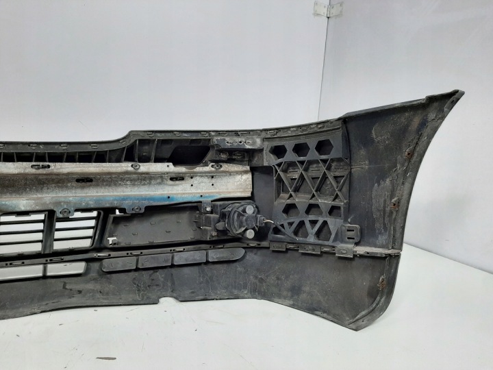 AUDI A4 B5 BERLINE 1.6 8V LIFT 00R PARE-CHOCS AVANT CODE LY5K 8D0807103AA
