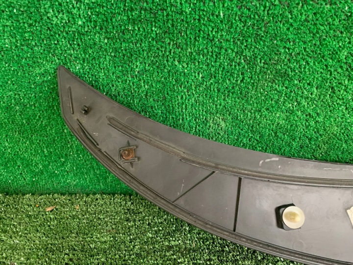 DOUBLURE DE PASSAGE DE ROUE CAPOTS AVANT DROIT FIAT GRANDE PUNTO WWA 735394585
