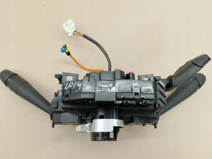 PEUGEOT 208 COMMUTATEUR COMPOSITE MANETTE BANDE