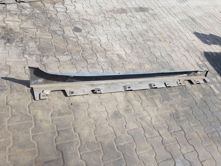 BMW 5 F11 09-13R MOULURE SEUIL GAUCHE A52 SPACEGRAU 7237065