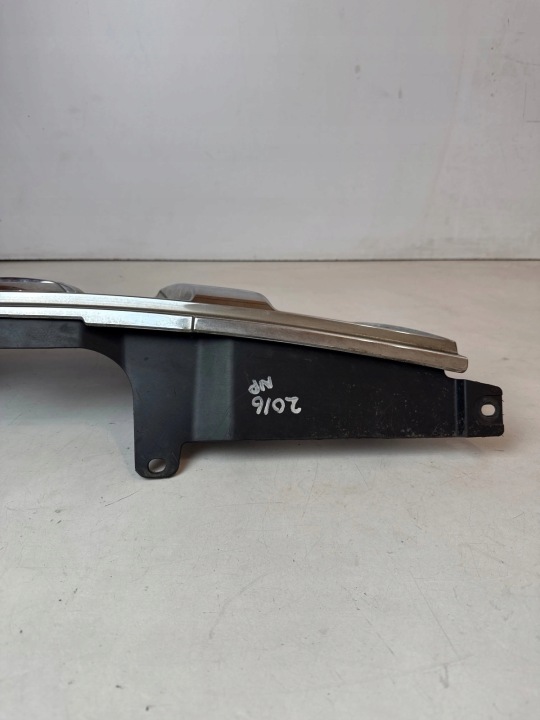 GRILLE CALANDRE RADIATEUR NISSAN X-TRAIL X TRAIL T31
