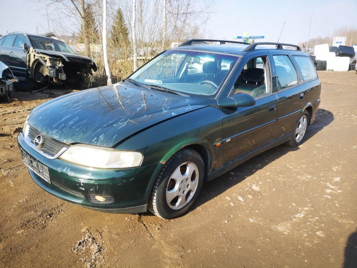 OPEL VECTRA COLLECTEUR ÉCHAPPEMENT 1999 1.8L