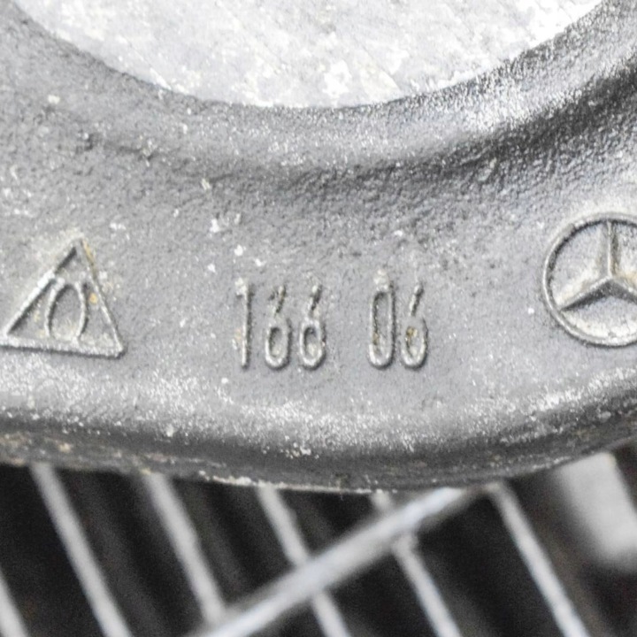 MERCEDES-BENZ GLS X166 2017 DROITE CÔTÉ SUPÉRIEUR BRAS DE SUSPENSION ARRIÈRE