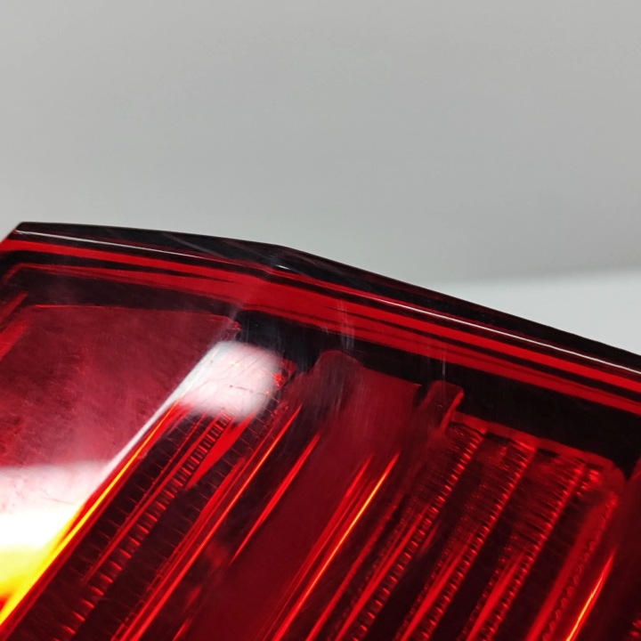 VOLKSWAGEN PASSAT B8 2018 GAUCHE CÔTÉ PHARE ARRIÈRE