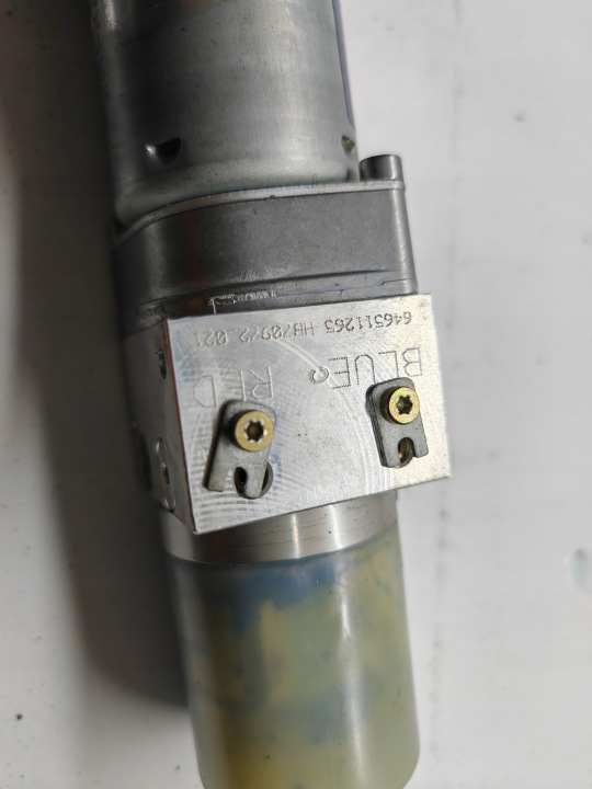 POMPE COUVERCLES DE COFFRE COUVERCLES DE COFFRE MERCEDES W211 UNIVERSEL LIFT 2118000848 A2118000065
