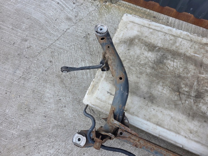 TRAVERSE CHÂSSIS CHÂSSIS ARRIÈRE AUDI A6 C7 A7 4G0505235P ORIGINAL