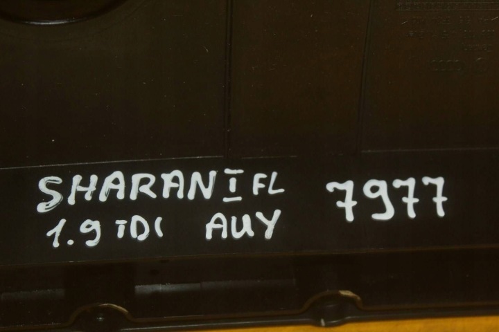 COUVERCLE DE SOUPAPES VW SHARAN I AUDI SKODA 1.9 TDI AUY 038103475L 038103475K