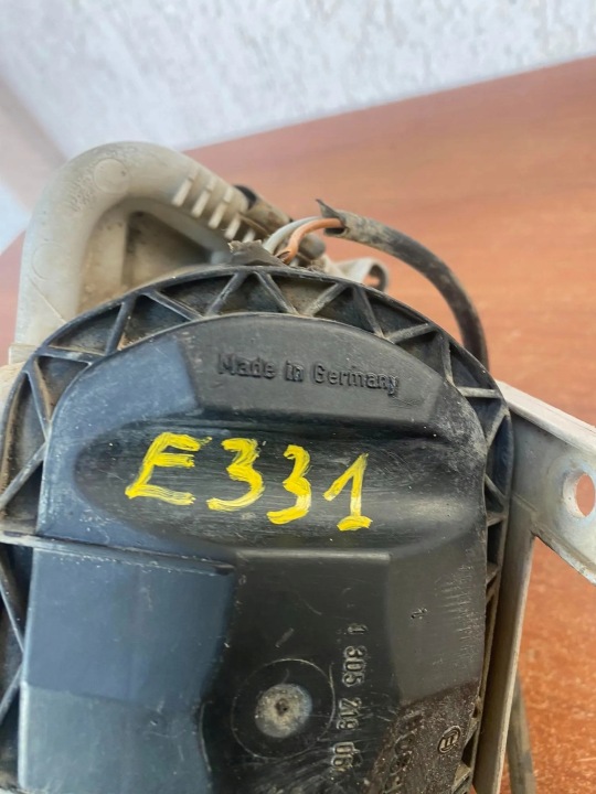 PHARES ANTIBROUILLARD DROIT AVANT MERCEDES-BENZ E (W210) E331 GASOLINE 2000