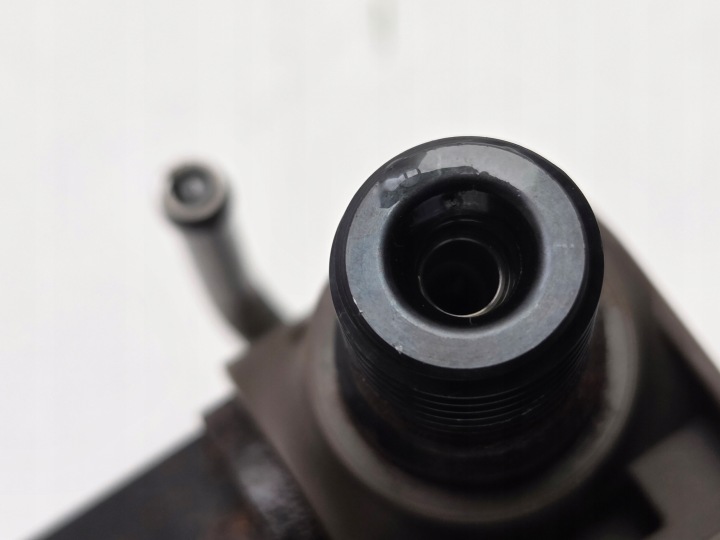 SUBARU OUTBACK V 14-19 EE20Z INJECTEUR INJECTEUR DENSO 16613AA040