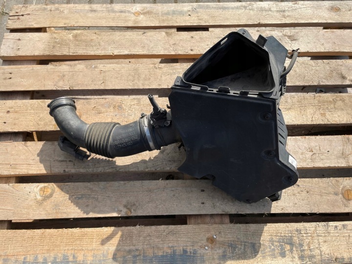 AUDI Q5 CHÂSSIS FILTRE 8K0135835B 8K0133837B