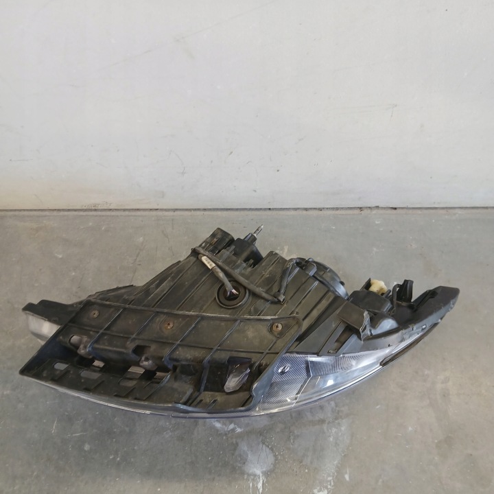 PROJECTEUR AVANT CÔTÉ DROITE OPEL MOKKA 95440412