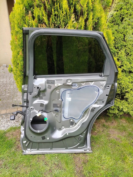 PORTES NUE ARRIÈRE DROIT ÉTAT EN TRÈS BON ÉTAT COULEUR GRIS M7 FORD EDGE 22R LIFT USA