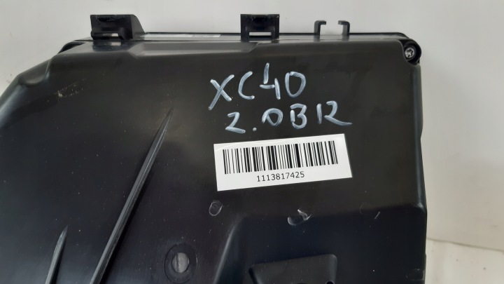VOLVO XC40 2.0 B/Z BOÎTE FUSIBLES 31473880