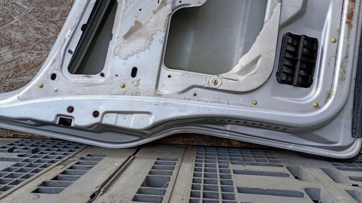 PORTES AVANT GAUCHE OPEL VIVARO A 1.9DCI F9K