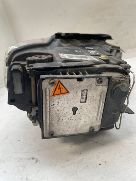 VOLKSWAGEN PASSAT B6 PROJECTEUR PHARE GAUCHE AVANT XÉNON ROTATIF 3C0941753G