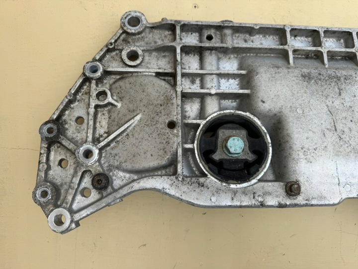VOLKSWAGEN GOLF 5 V 03-09 CHÂSSIS CHÂSSIS MOTEUR BERCEAU 1K0199369
