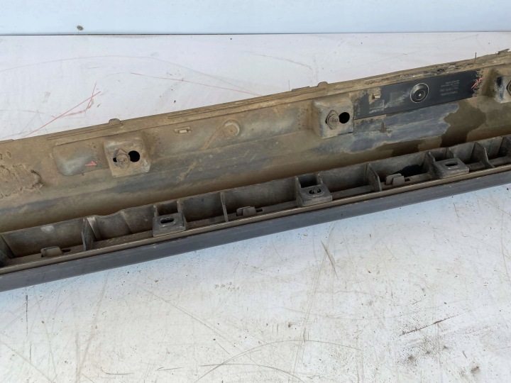 MOULURE SEUIL DROITE SEUIL VOLVO XC90 2 II 31672375