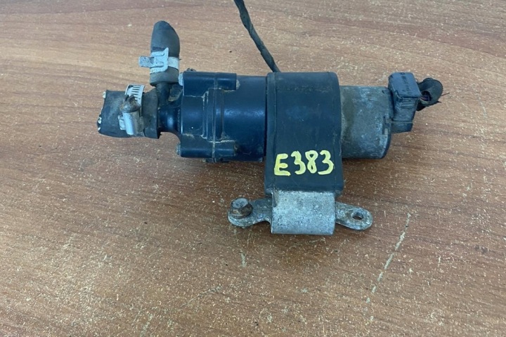 POMPE SPRYSKIWACZA/SPRYSKIWACZA VITRES AVANT AUDI 100 (5000) 0115450128
