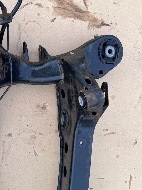 BMW E81 E82 E87 E88 E90 E91 E92 E93 CHÂSSIS ARRIÈRE CHÂSSIS BERCEAU ARRIÈRE