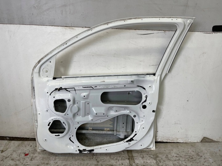 MITSUBISHI ASX 2010- PORTES AVANT DROIT 5700B534 NR72