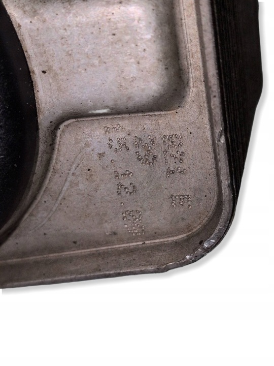 SUPPORT FILTRE HUILES 2.0TDI 140KM CBA VW PASSAT GOLF VI AUDI 045115389H